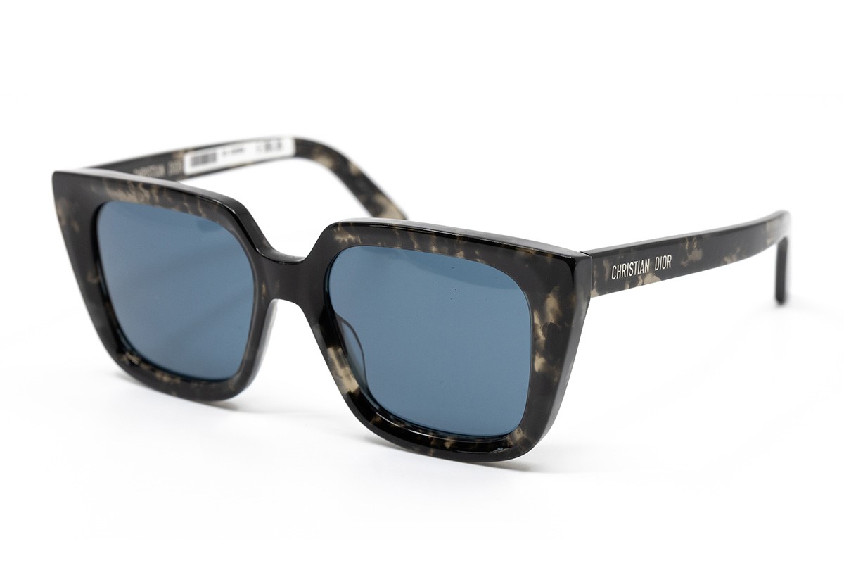 Dior-zonnebril-optiek-vermeulen-03-2024-024.jpg