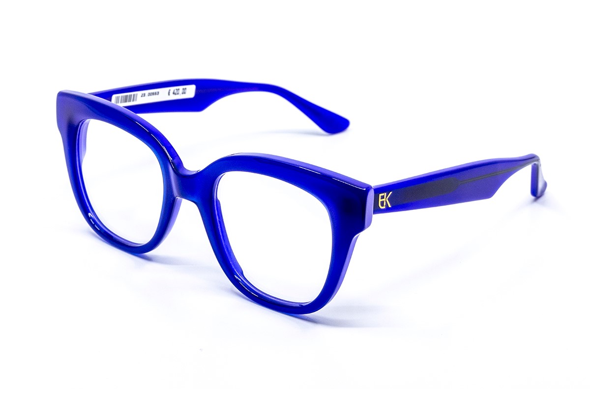 Emmanuelle-Khanh-optische-bril-optiek-vermeulen-10-2023-001.jpg